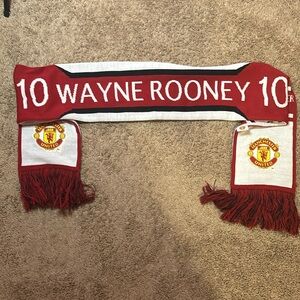 Manchester United scarf